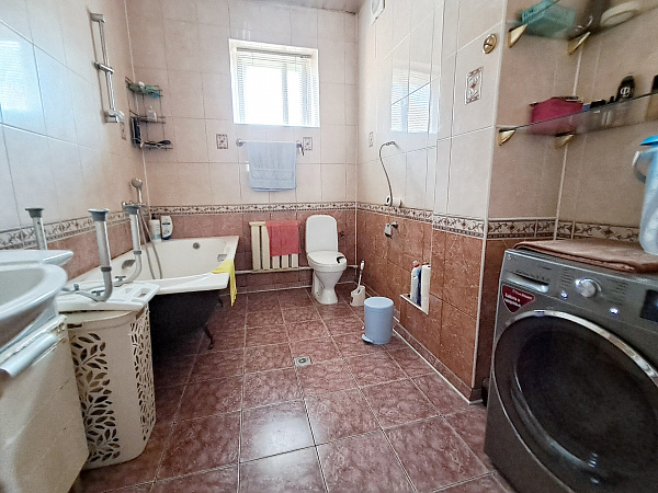 Дом 373.1 м²