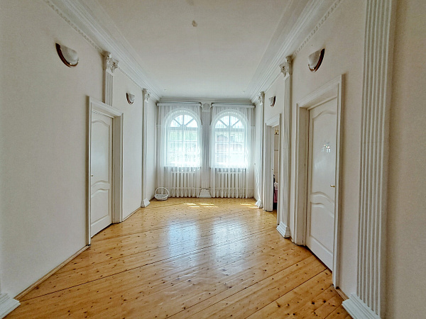 Дом 373.1 м²