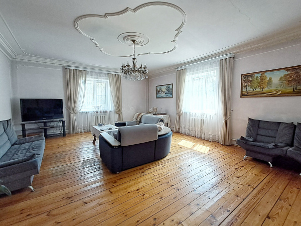 Дом 373.1 м²